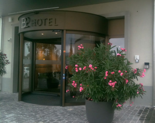 B2 Hotel